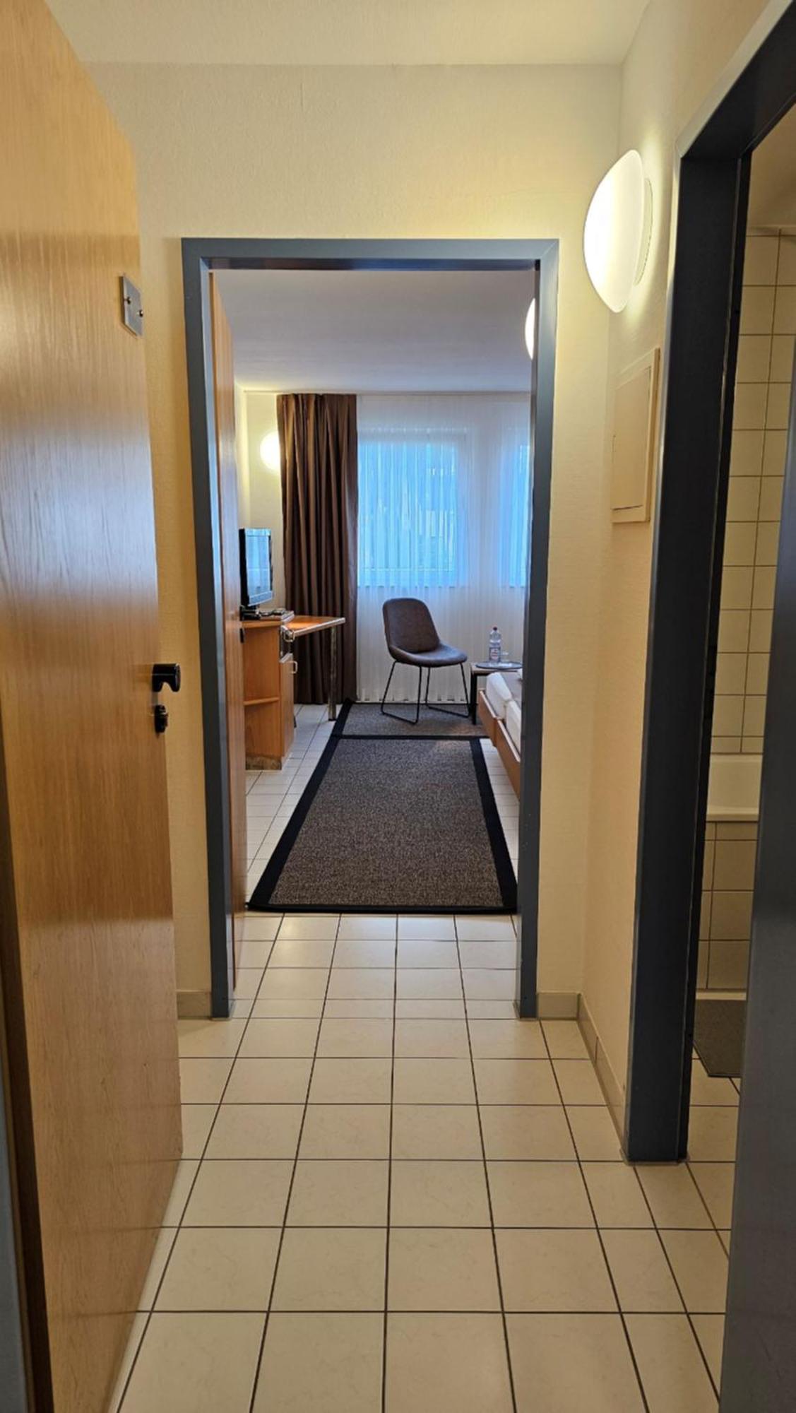 Elha Hotel Stuttgart Ngoại thất bức ảnh