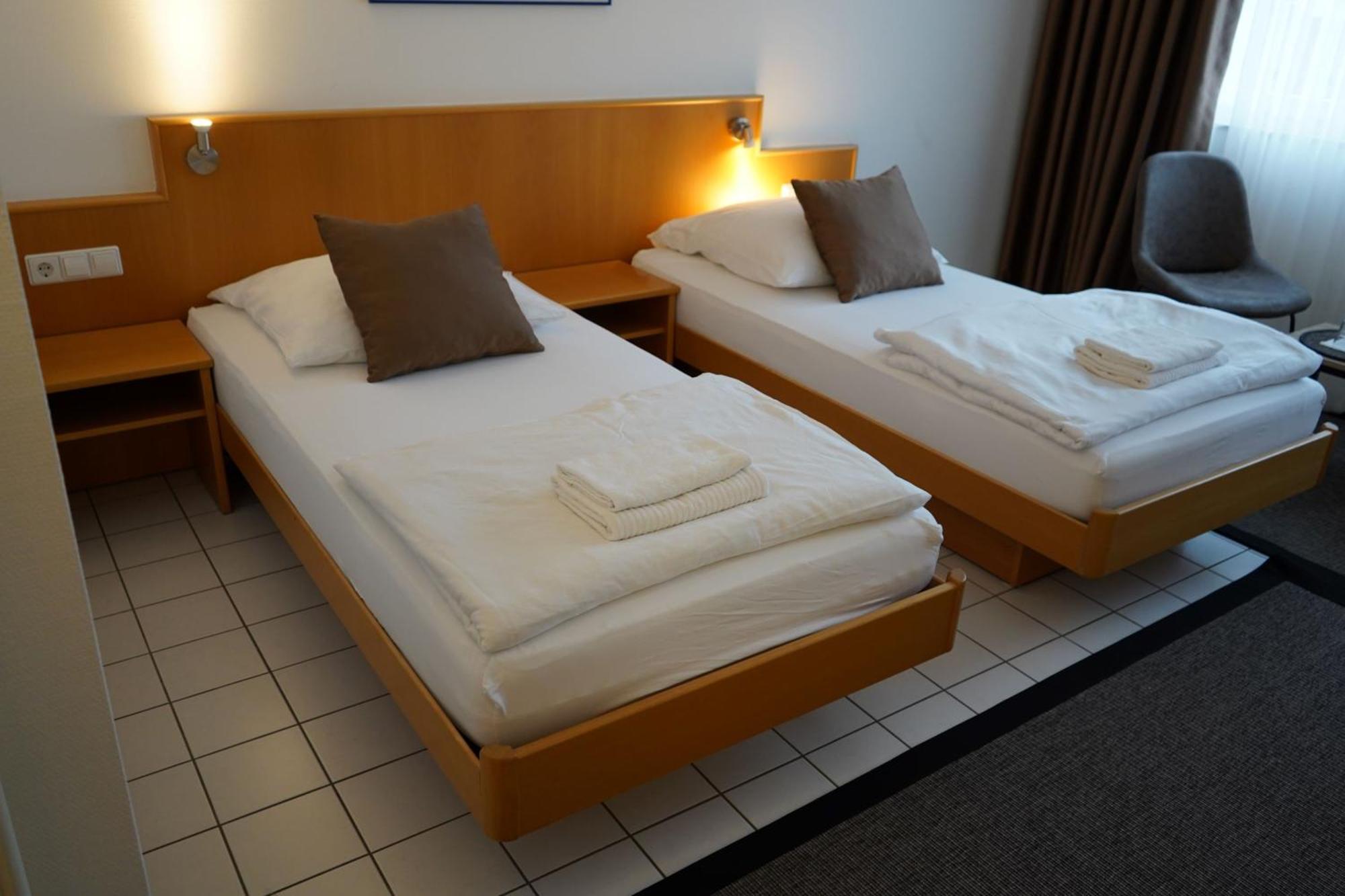 Elha Hotel Stuttgart Ngoại thất bức ảnh