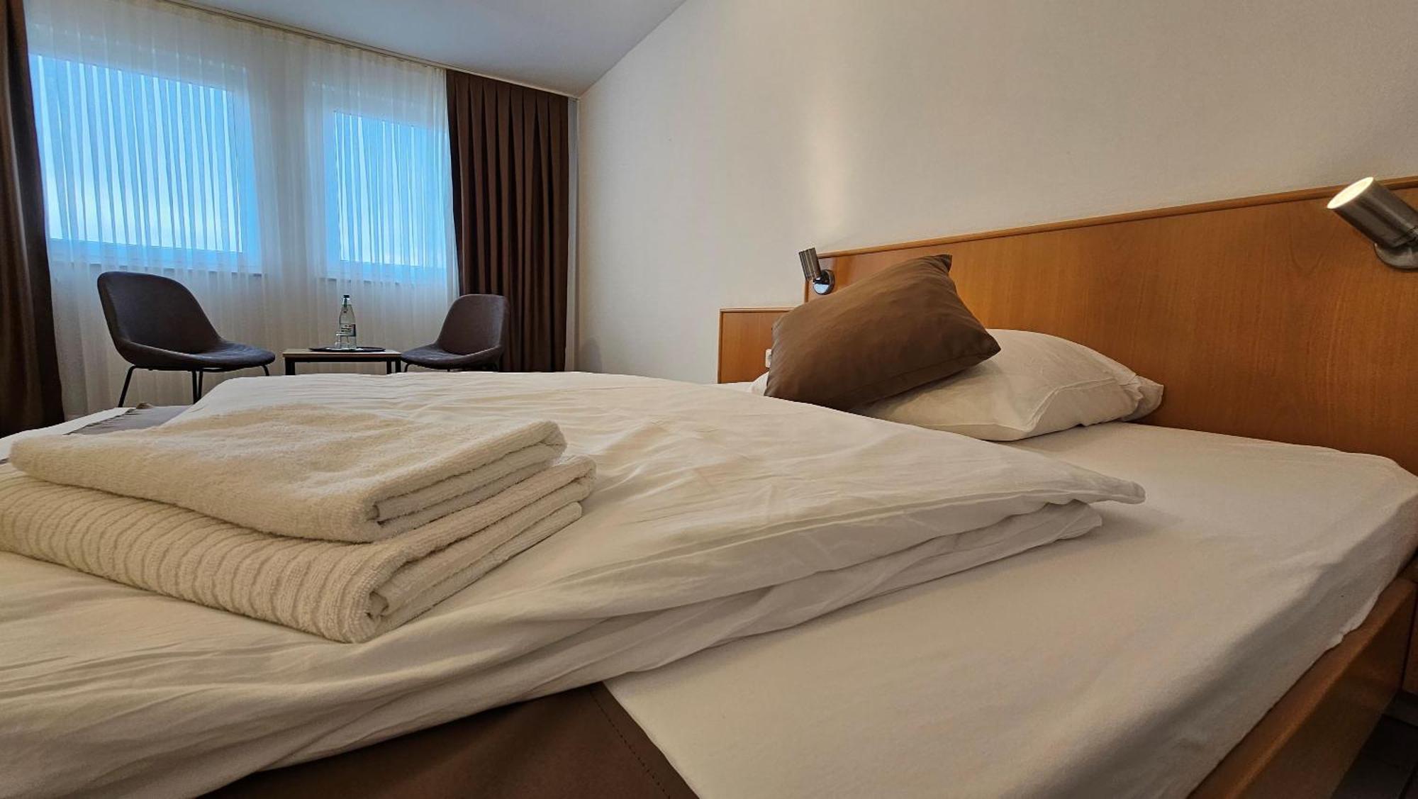 Elha Hotel Stuttgart Ngoại thất bức ảnh
